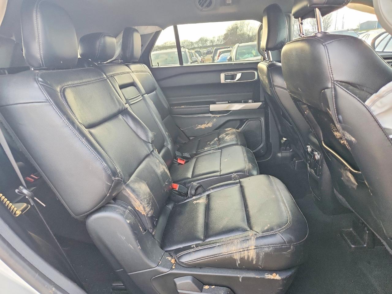 2021 FORD EXPLORER XLT photo 21