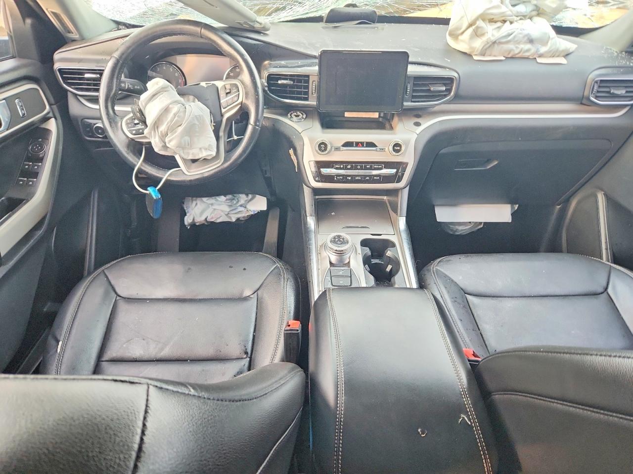 2021 FORD EXPLORER XLT photo 15
