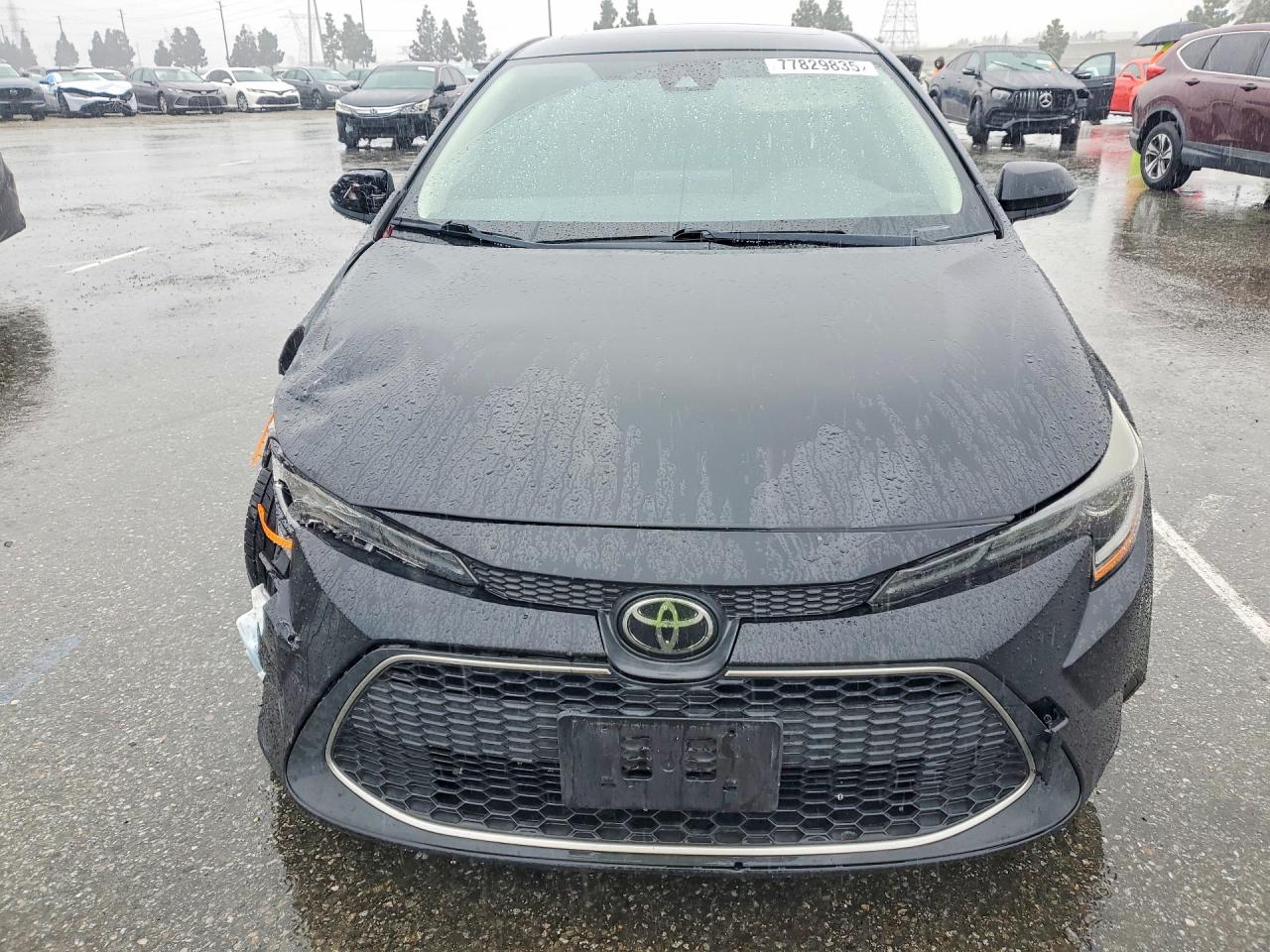 2020 TOYOTA COROLLA XLE photo 5