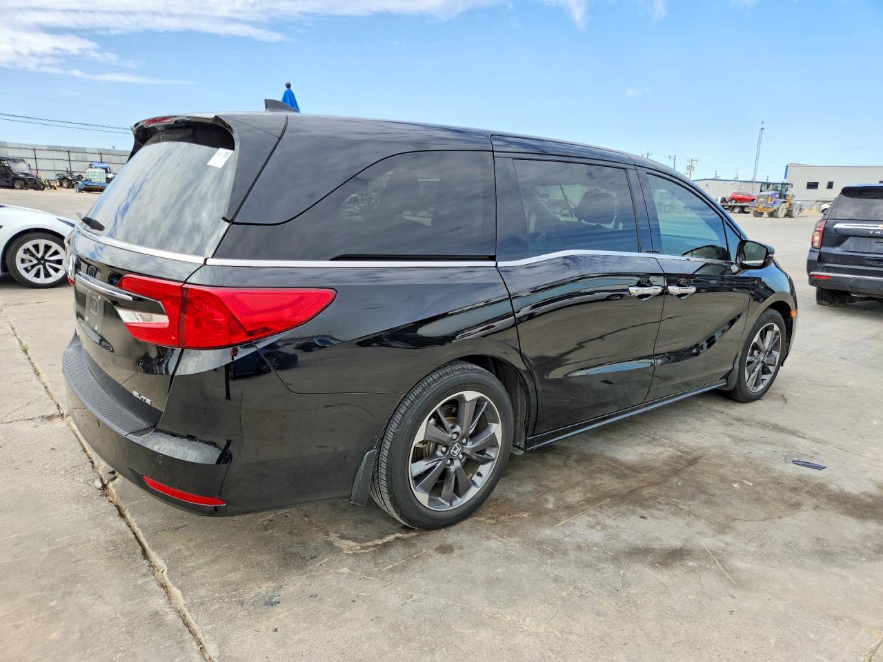 2023 HONDA ODYSSEY ELITE photo 5