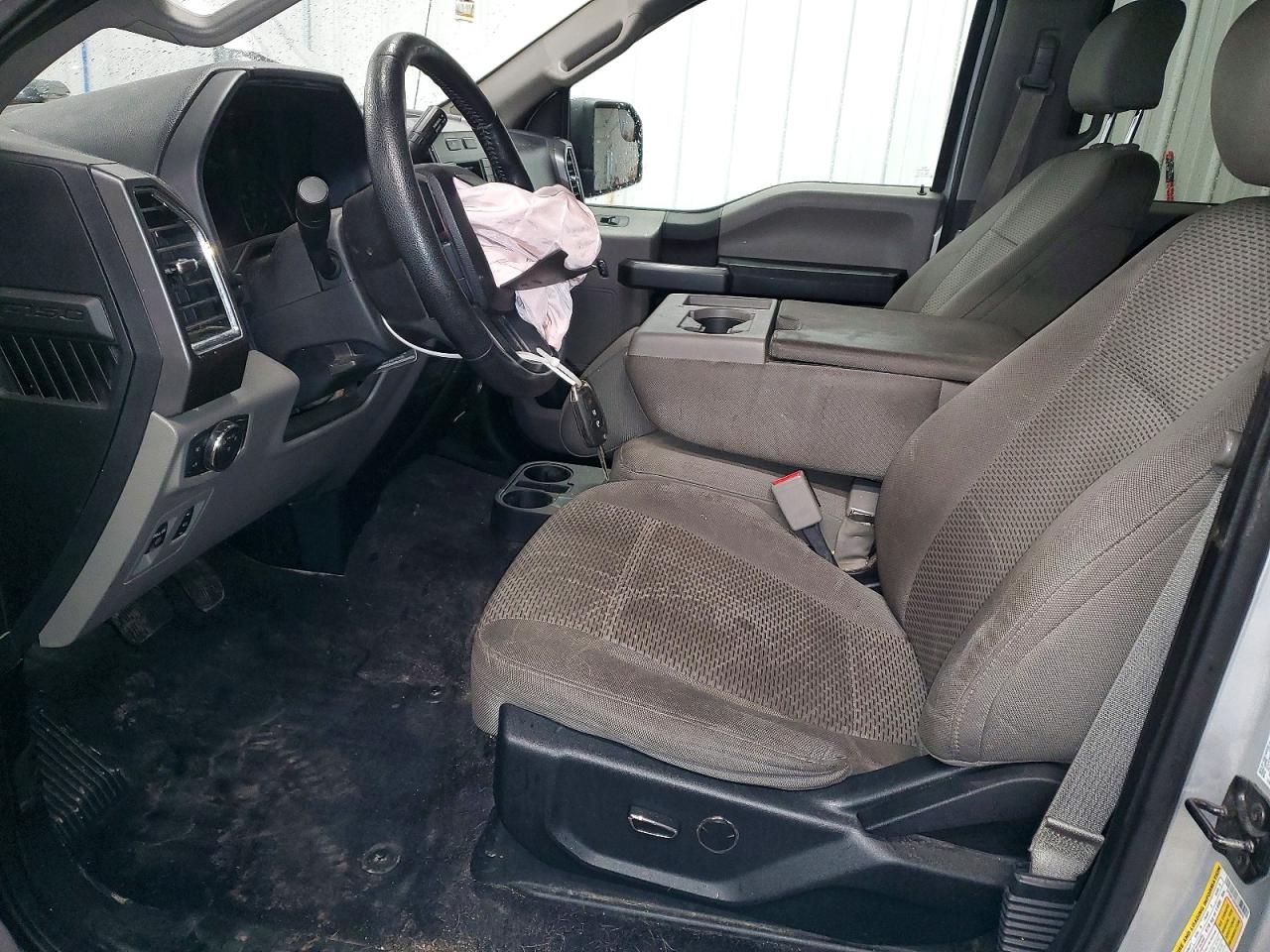 2016 FORD F150 SUPERCREW photo 19