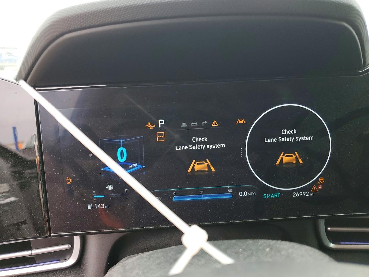 2024 HYUNDAI ELANTRA SEL photo 9