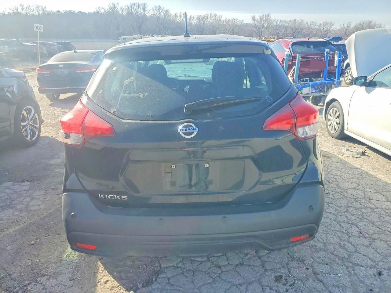 2020 NISSAN KICKS S photo 11