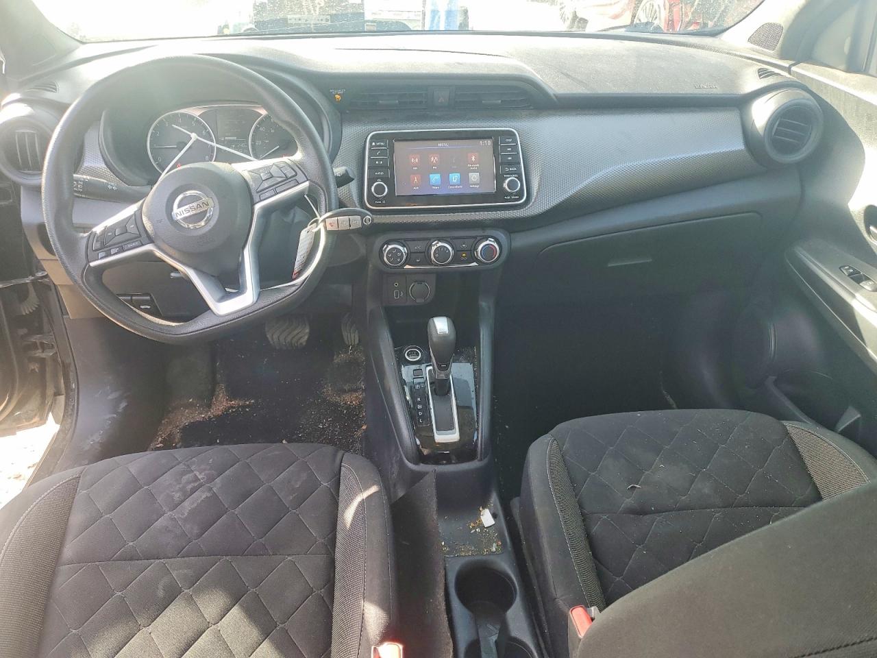 2020 NISSAN KICKS S photo 15