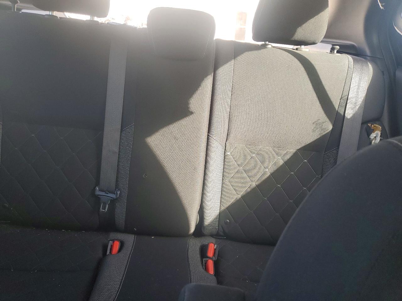 2020 NISSAN KICKS S photo 19
