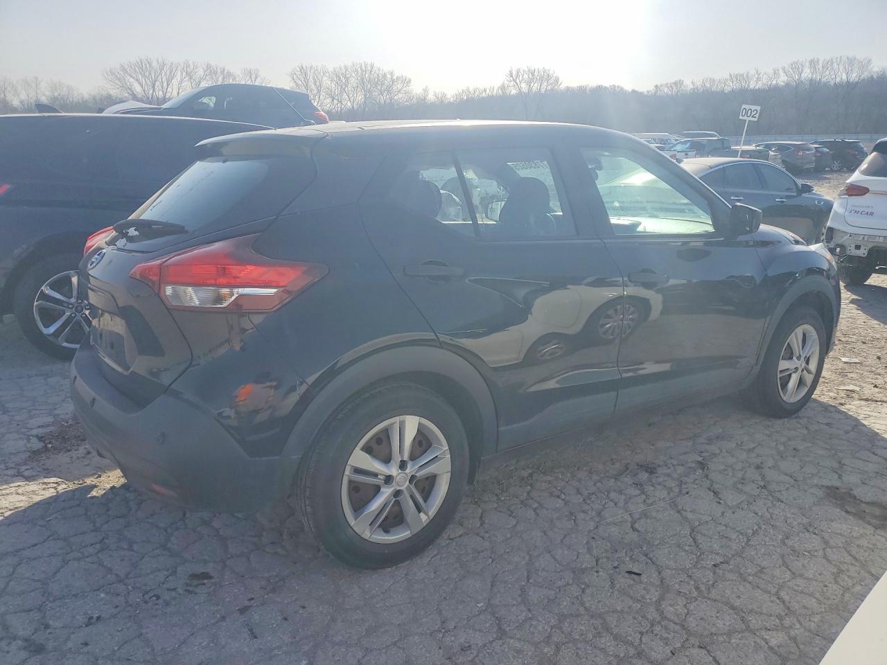 2020 NISSAN KICKS S photo 5