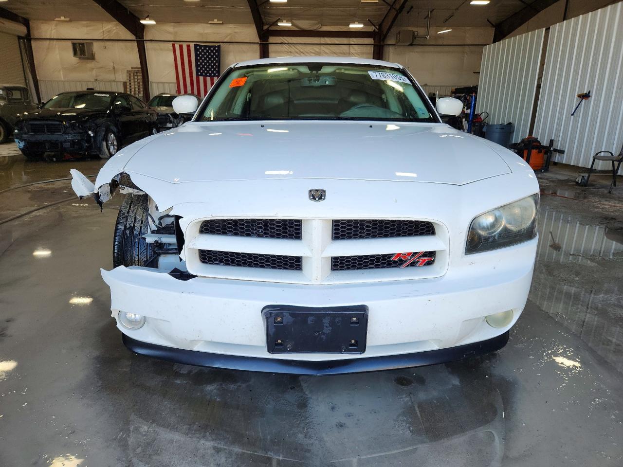 2008 DODGE CHARGER R photo 5