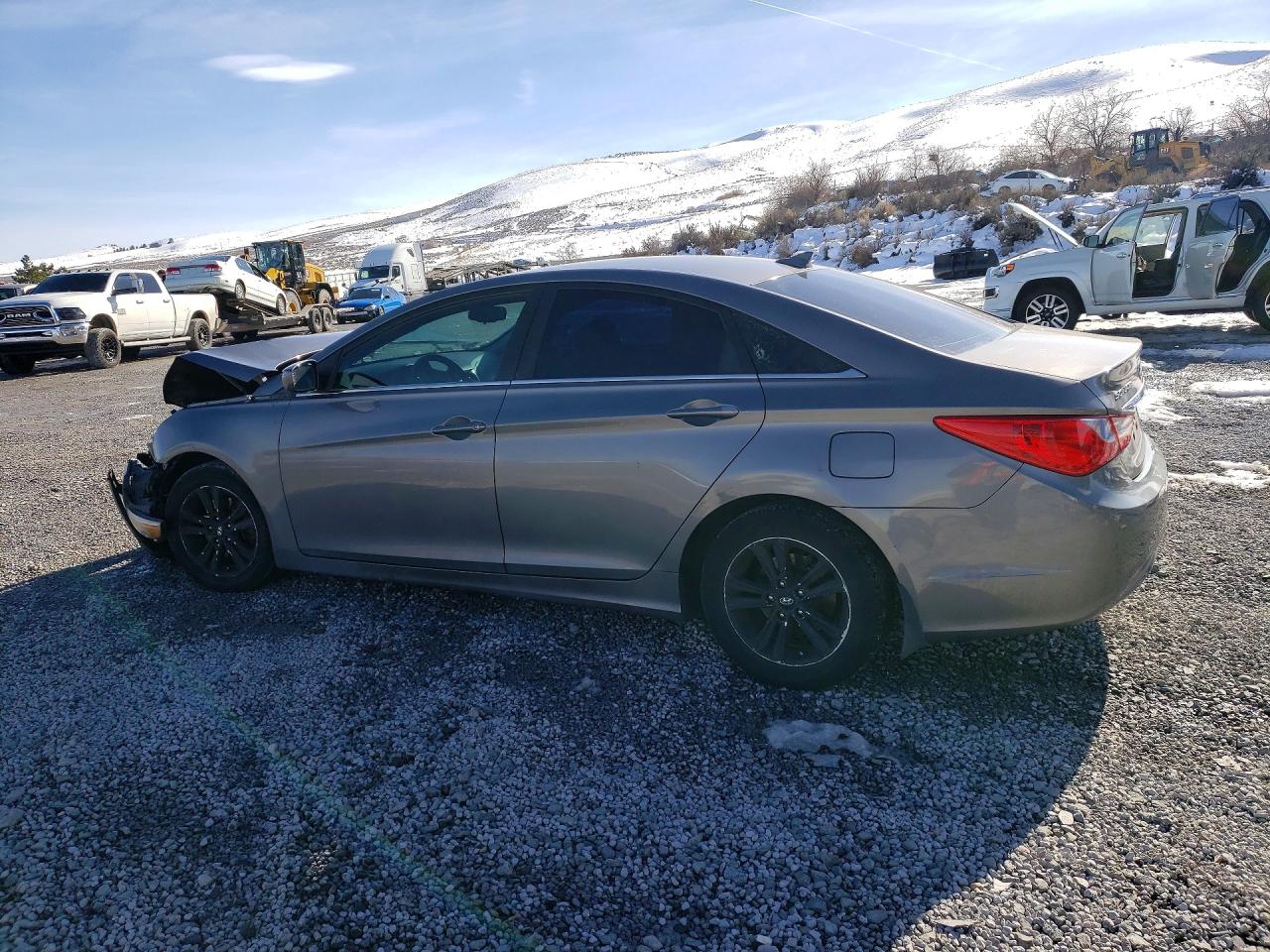 2012 HYUNDAI SONATA GLS photo 3