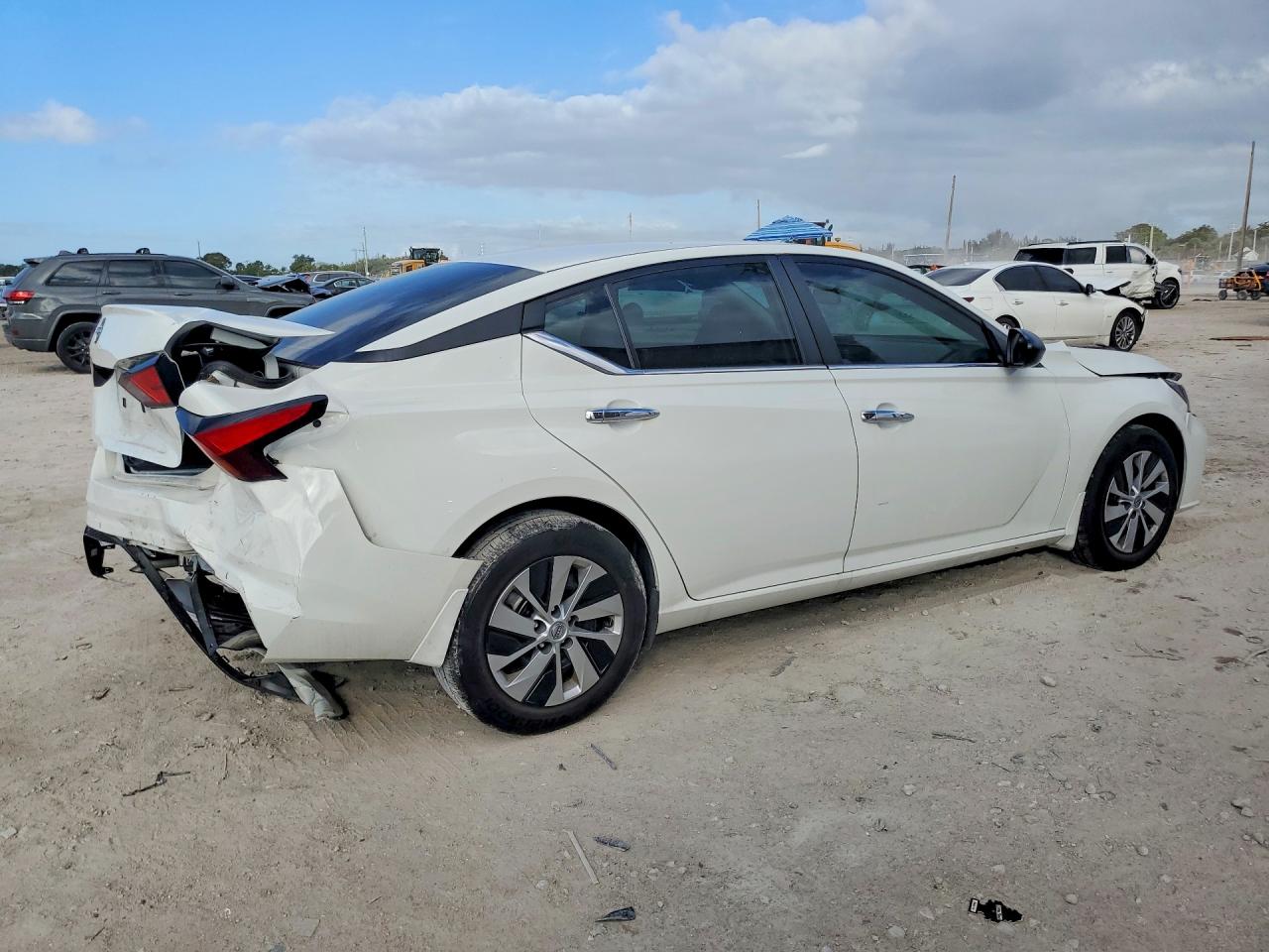 2024 NISSAN ALTIMA 2.5 S photo 5