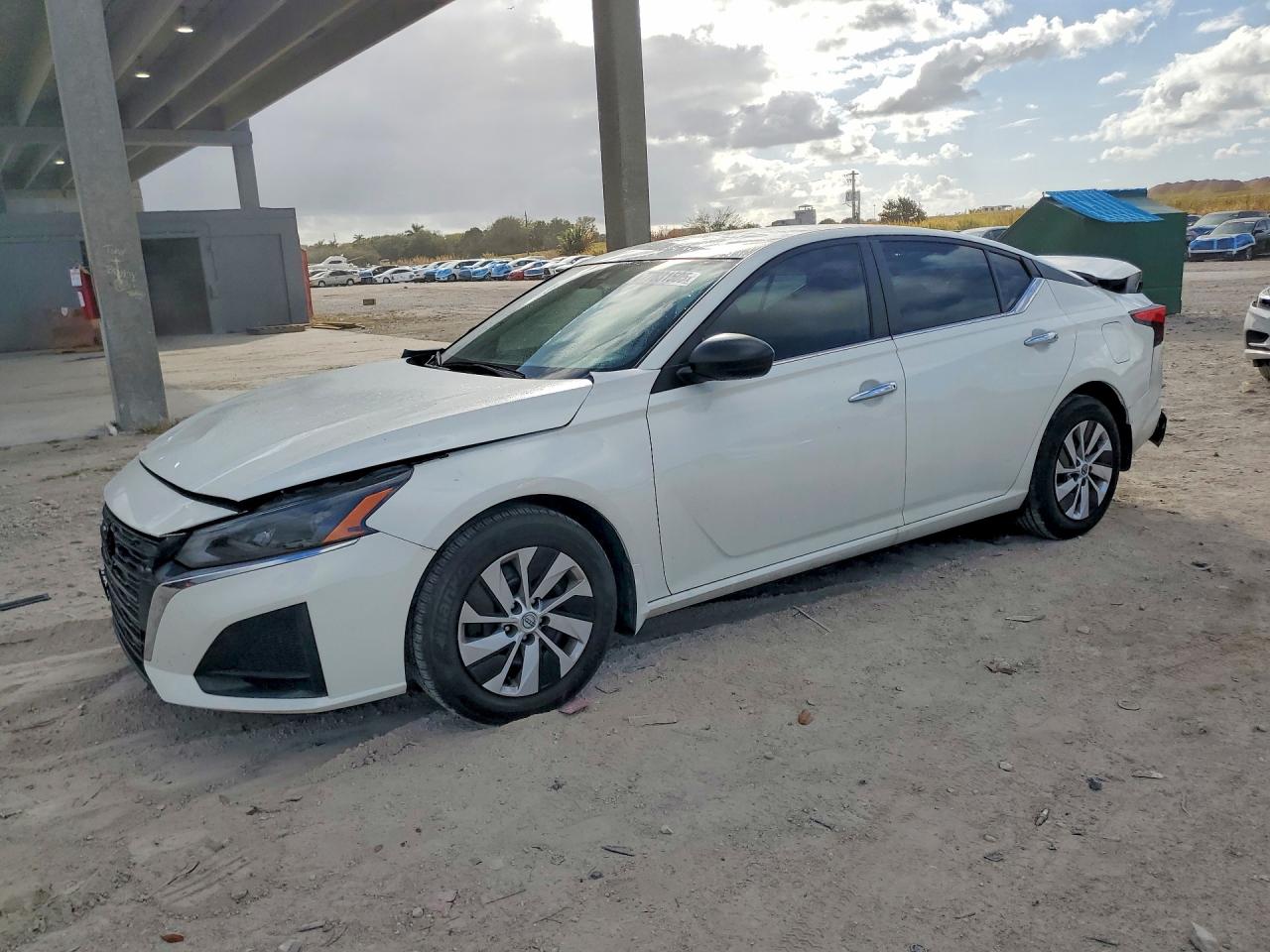 2024 NISSAN ALTIMA