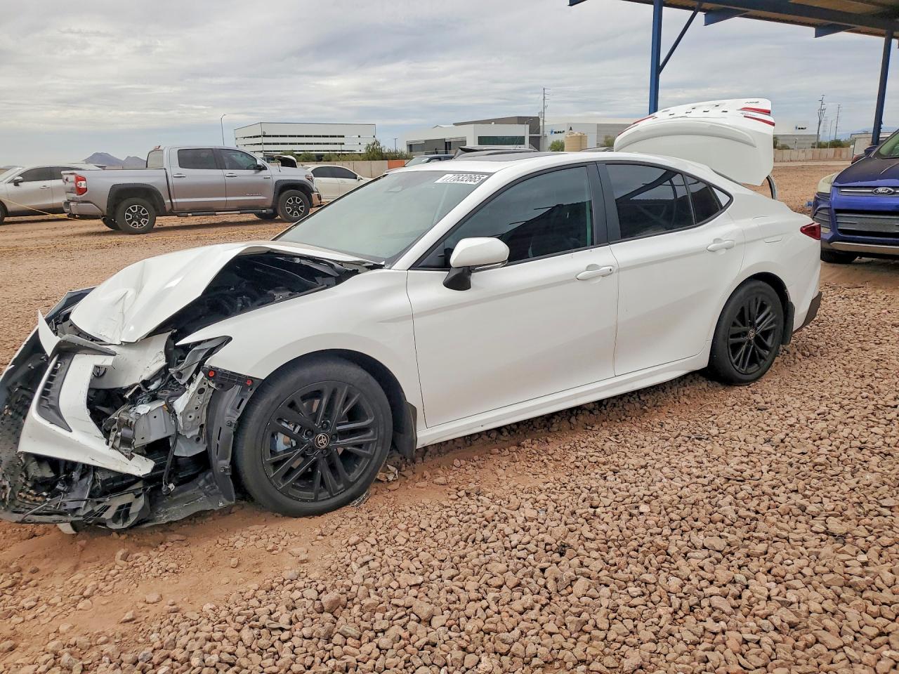 2025 TOYOTA CAMRY