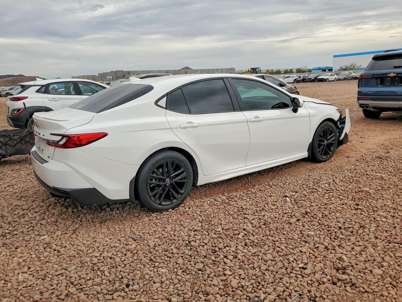 2025 TOYOTA CAMRY XSE photo 7