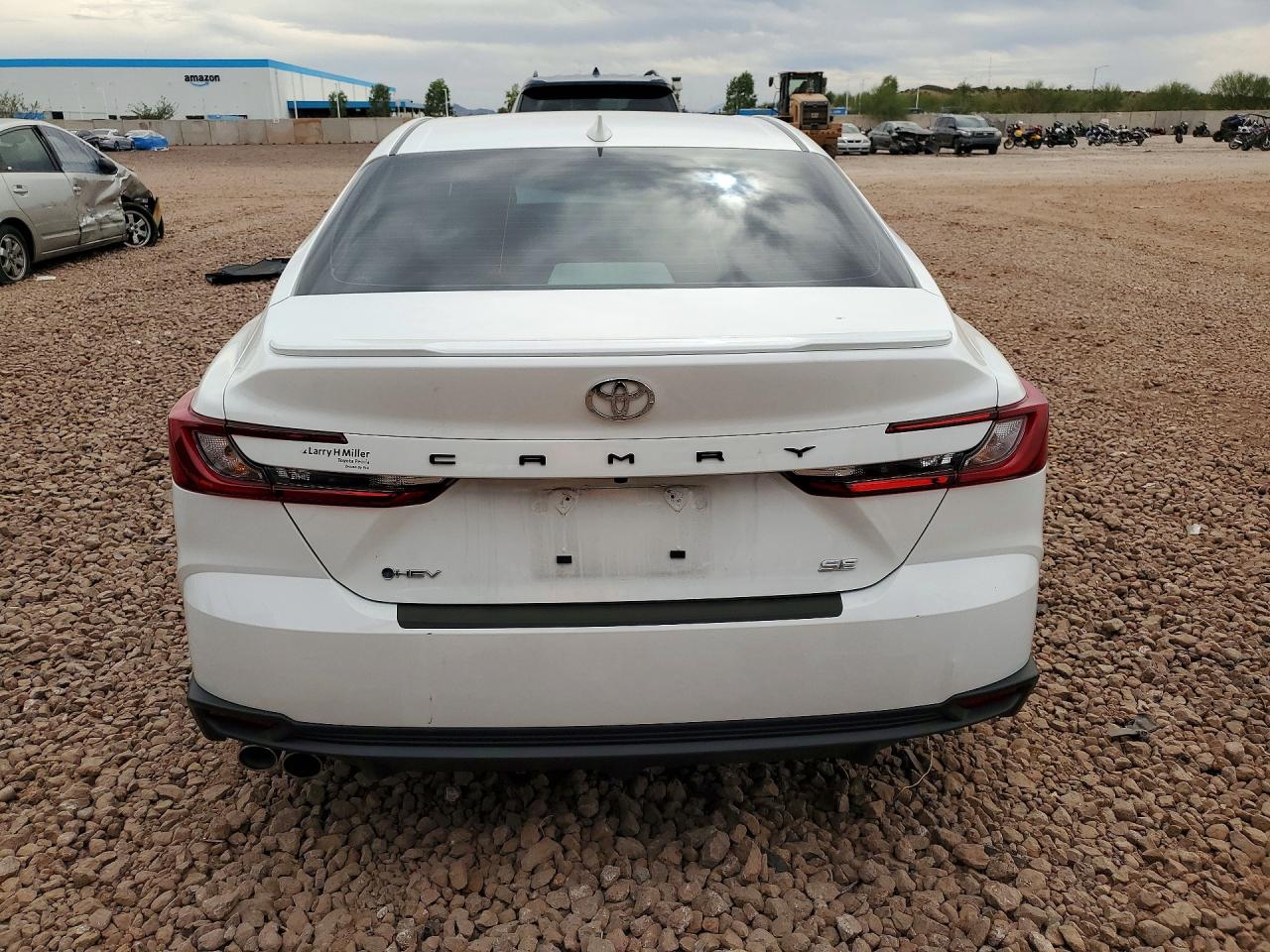 2025 TOYOTA CAMRY XSE photo 16