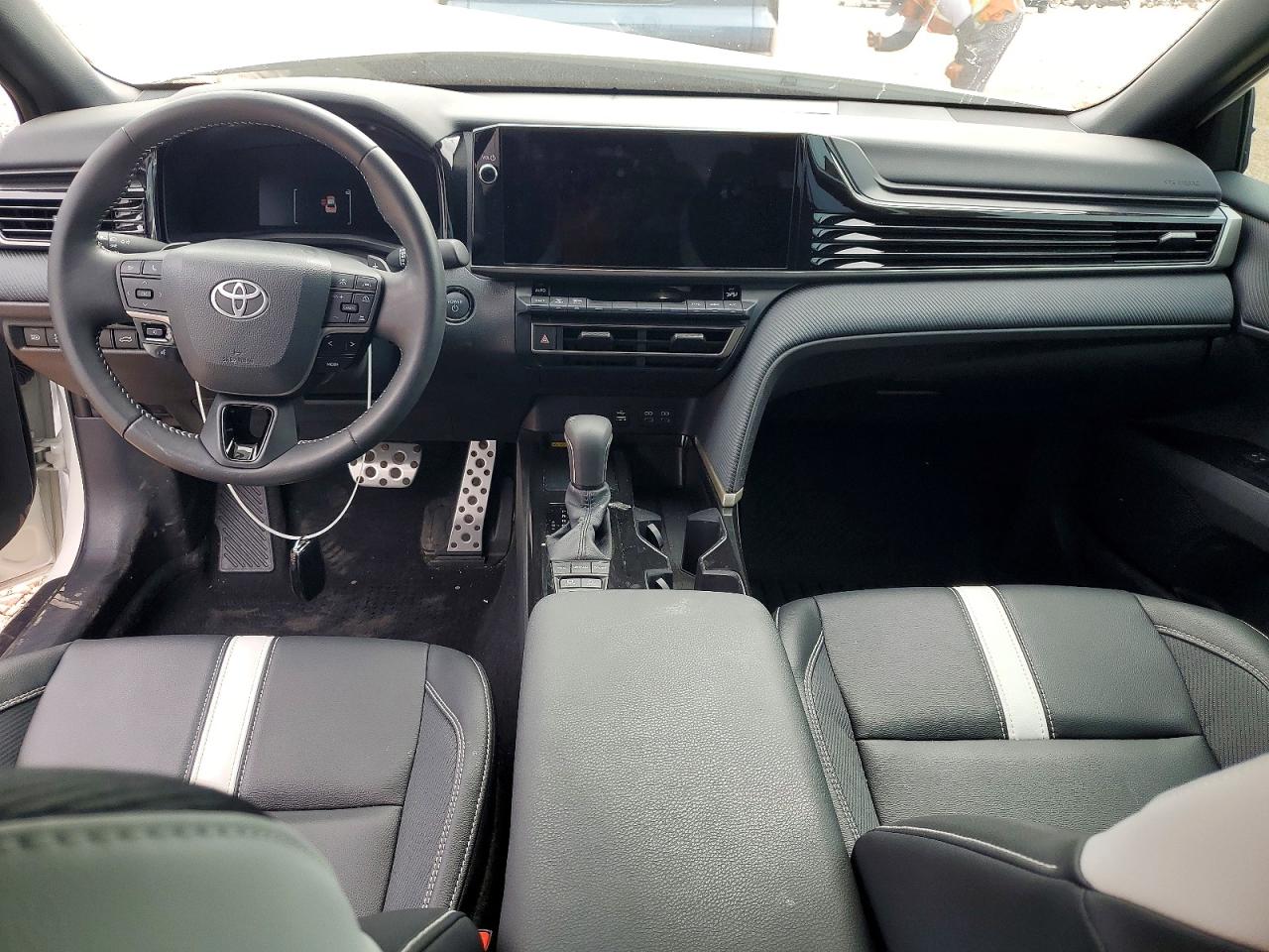 2025 TOYOTA CAMRY XSE photo 22