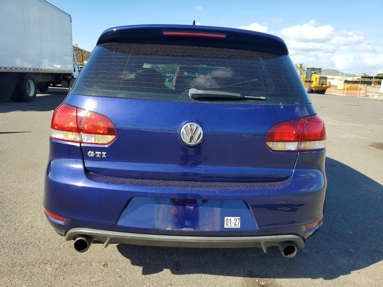 2013 VOLKSWAGEN GTI photo 16