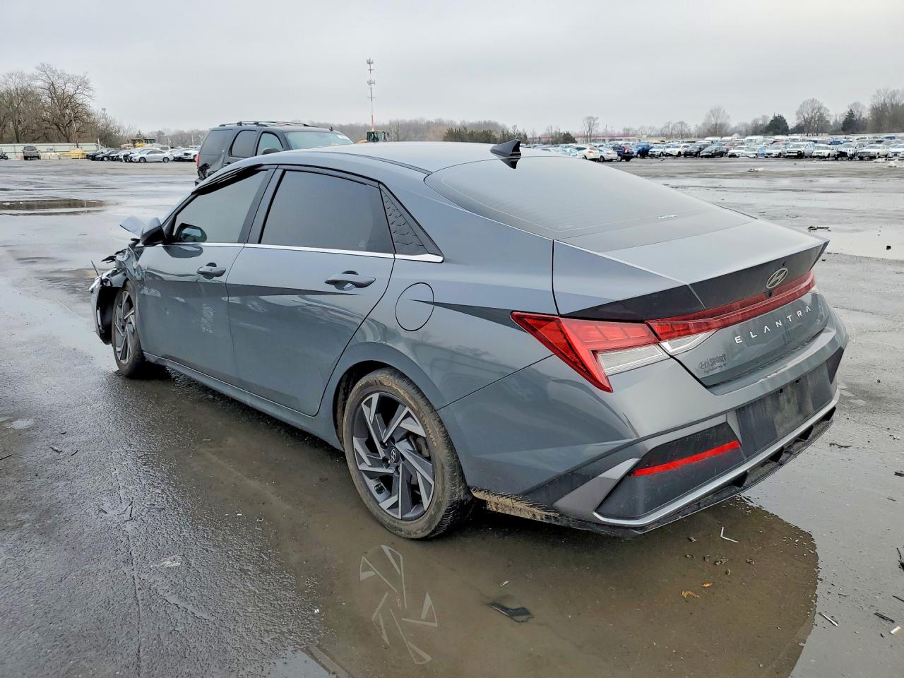 2024 HYUNDAI ELANTRA SEL photo 4