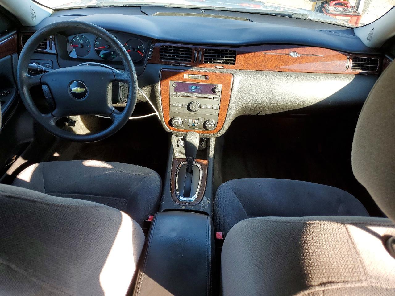 2010 CHEVROLET IMPALA LS photo 15