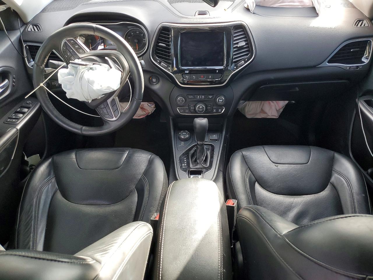 2019 JEEP CHEROKEE LIMITED photo 8