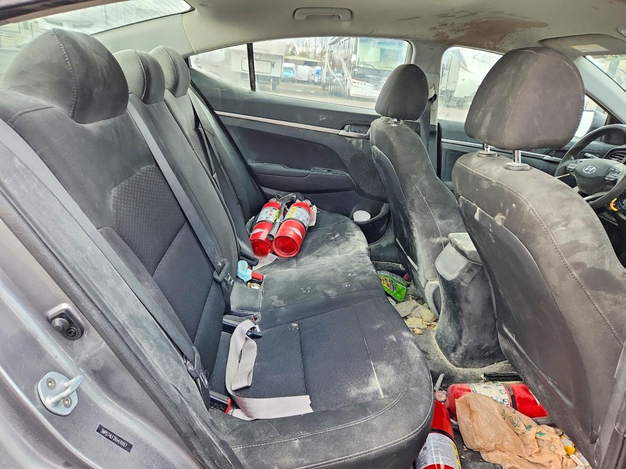 2019 HYUNDAI ELANTRA SE photo 10