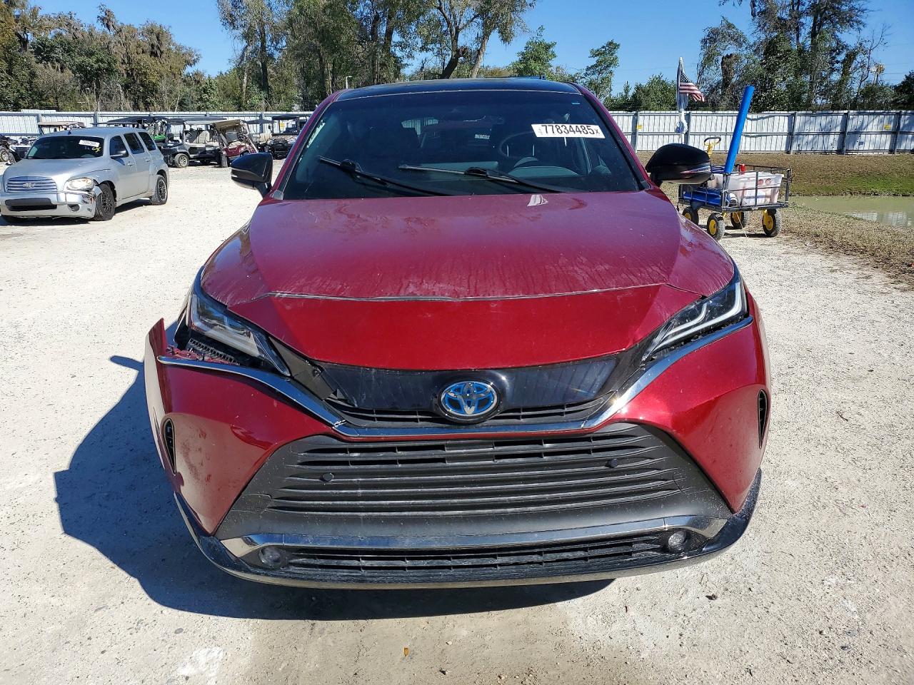 2024 TOYOTA VENZA NIGHTSHADE EDITION photo 5