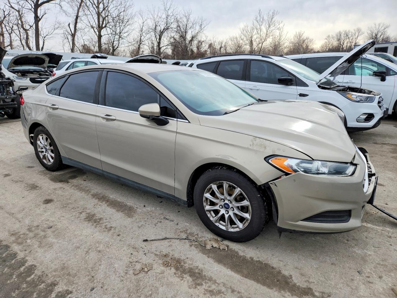 2015 FORD FUSION S photo 4