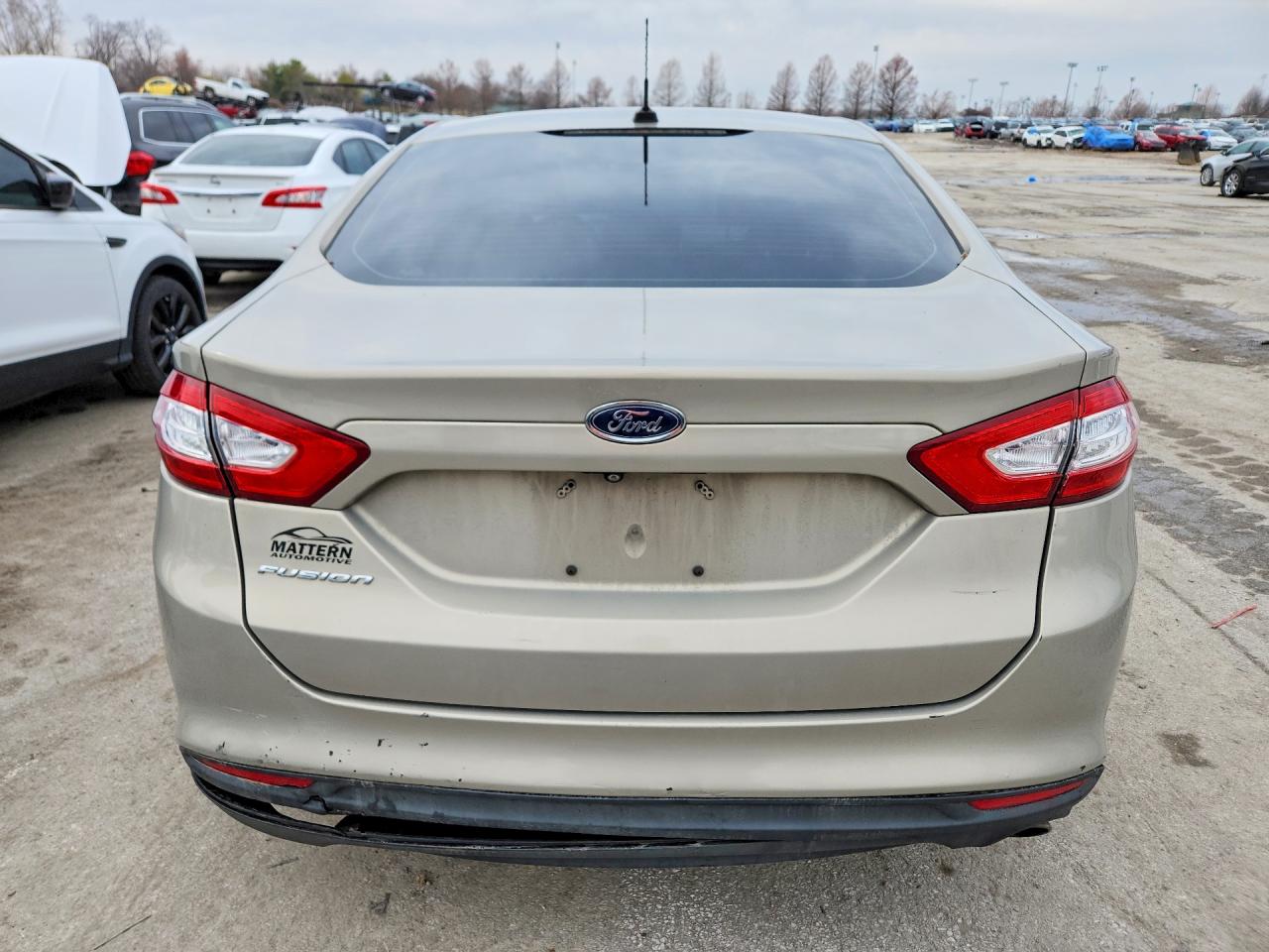 2015 FORD FUSION S photo 6