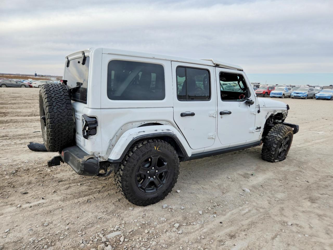 2019 JEEP WRANGLER UNLIMITED SAHARA photo 3