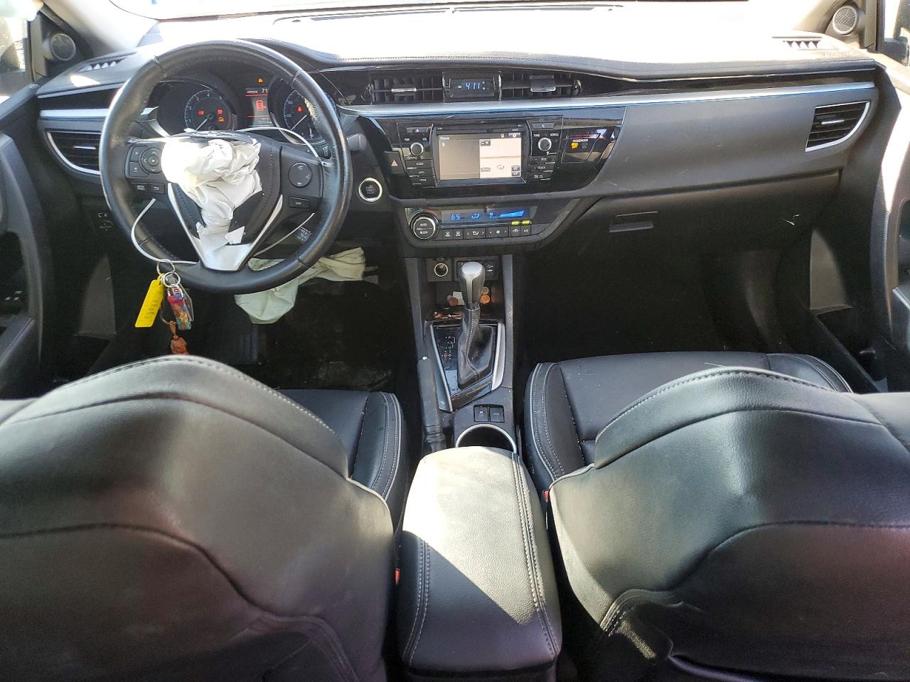 2016 TOYOTA COROLLA photo 15