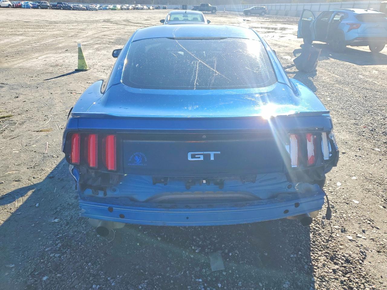 2017 FORD MUSTANG GT photo 16