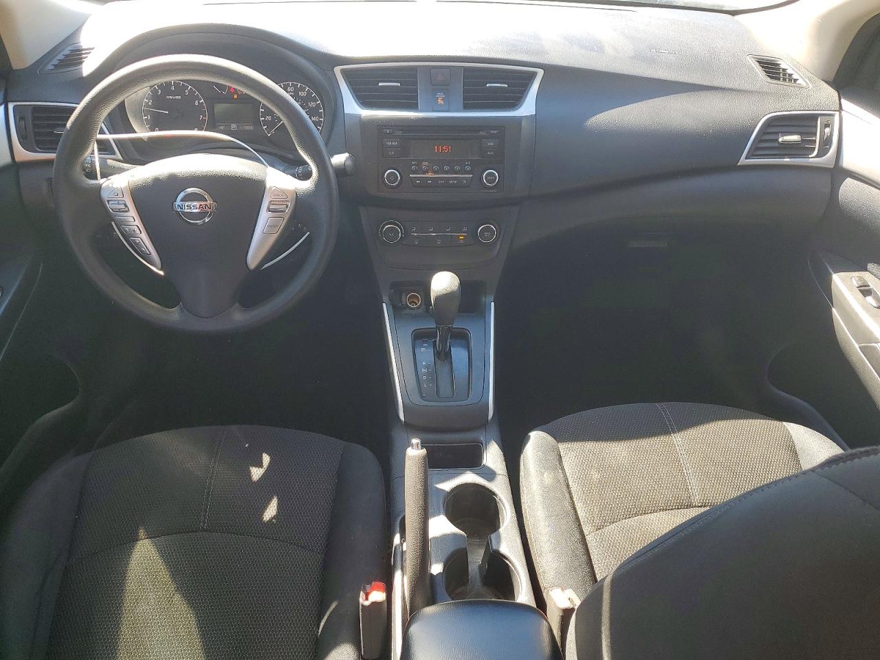 2016 NISSAN SENTRA S photo 8