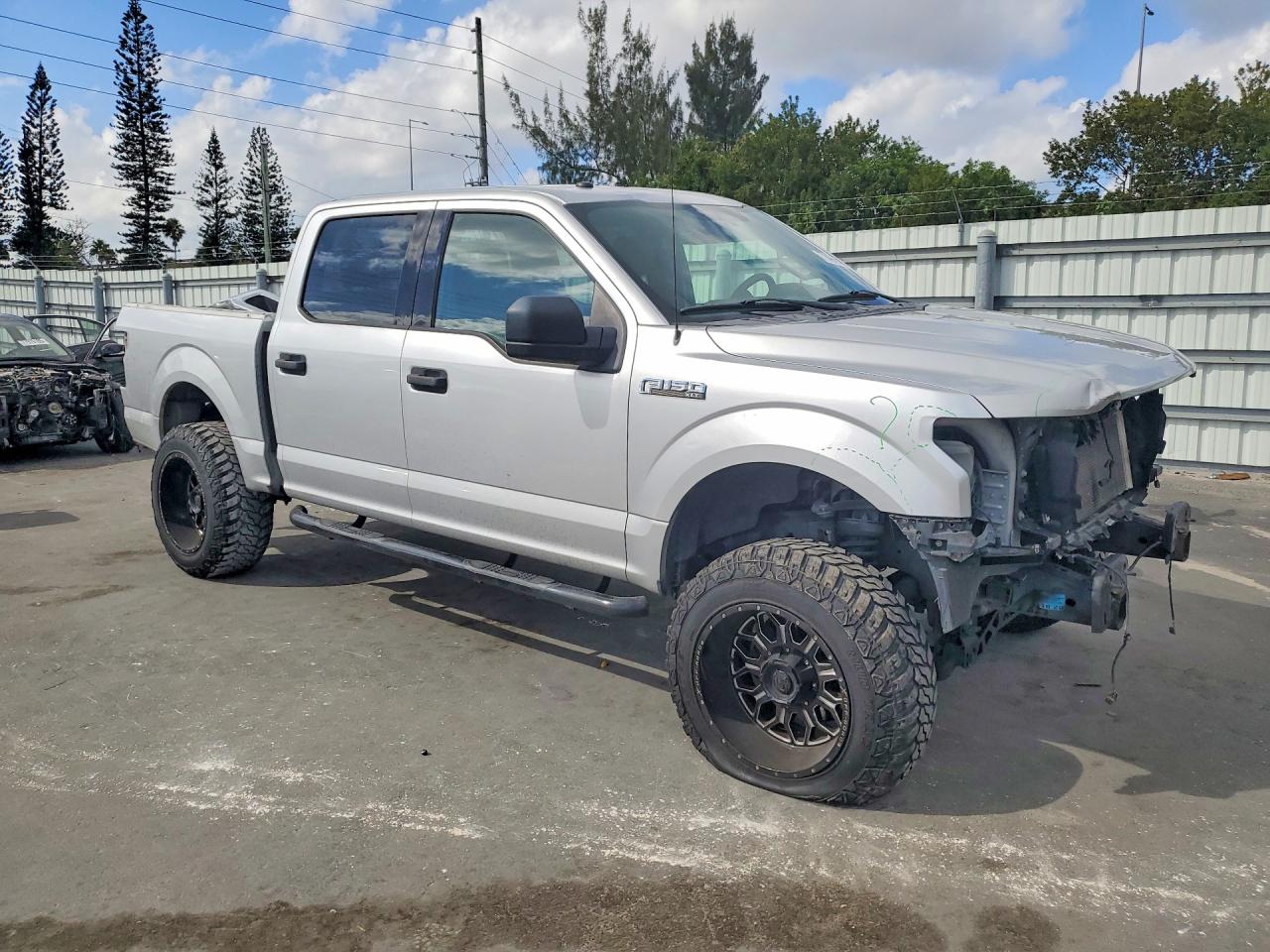 2018 FORD F150 SUPERCREW photo 4