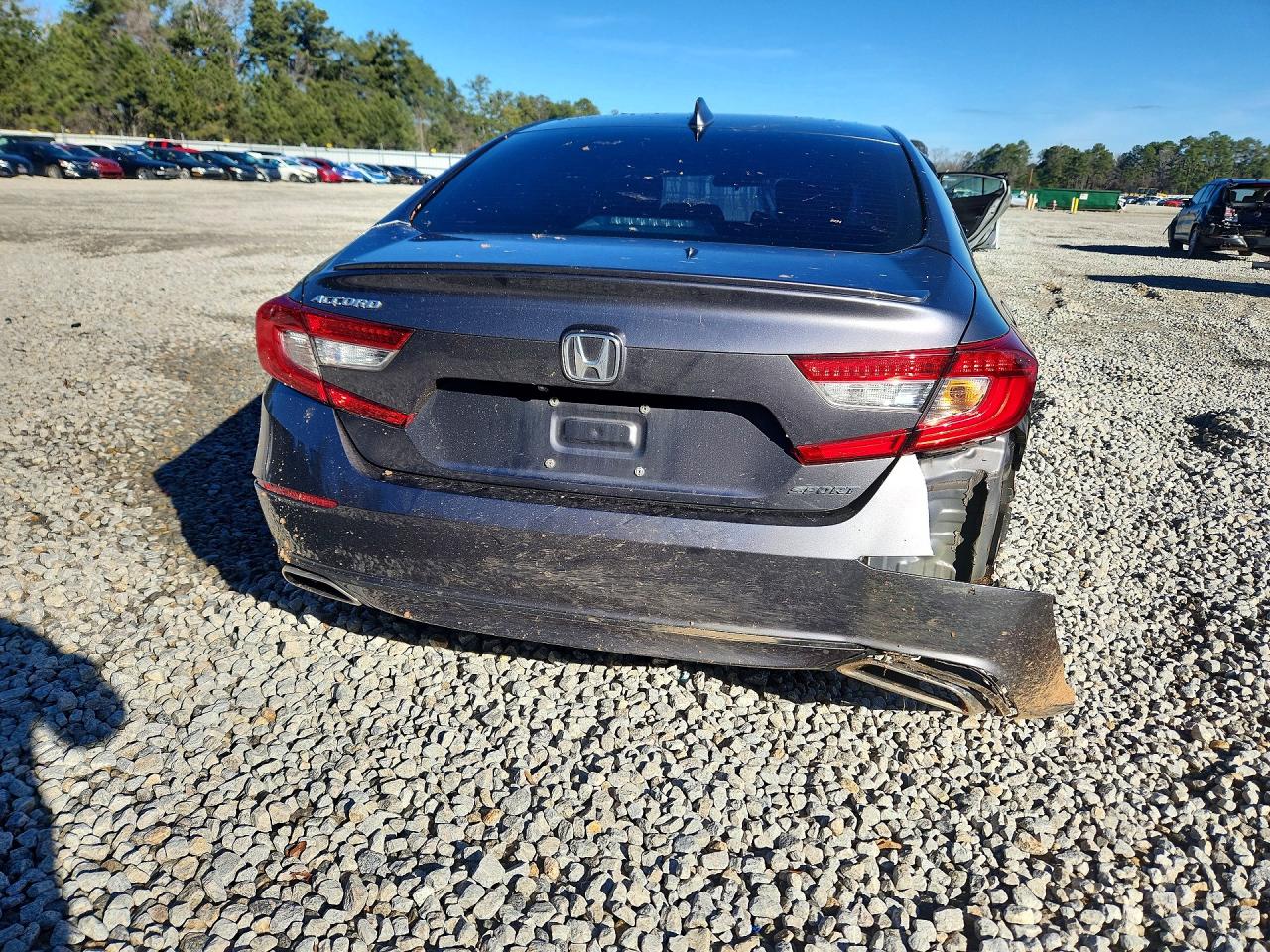 2018 HONDA ACCORD SPORT photo 6
