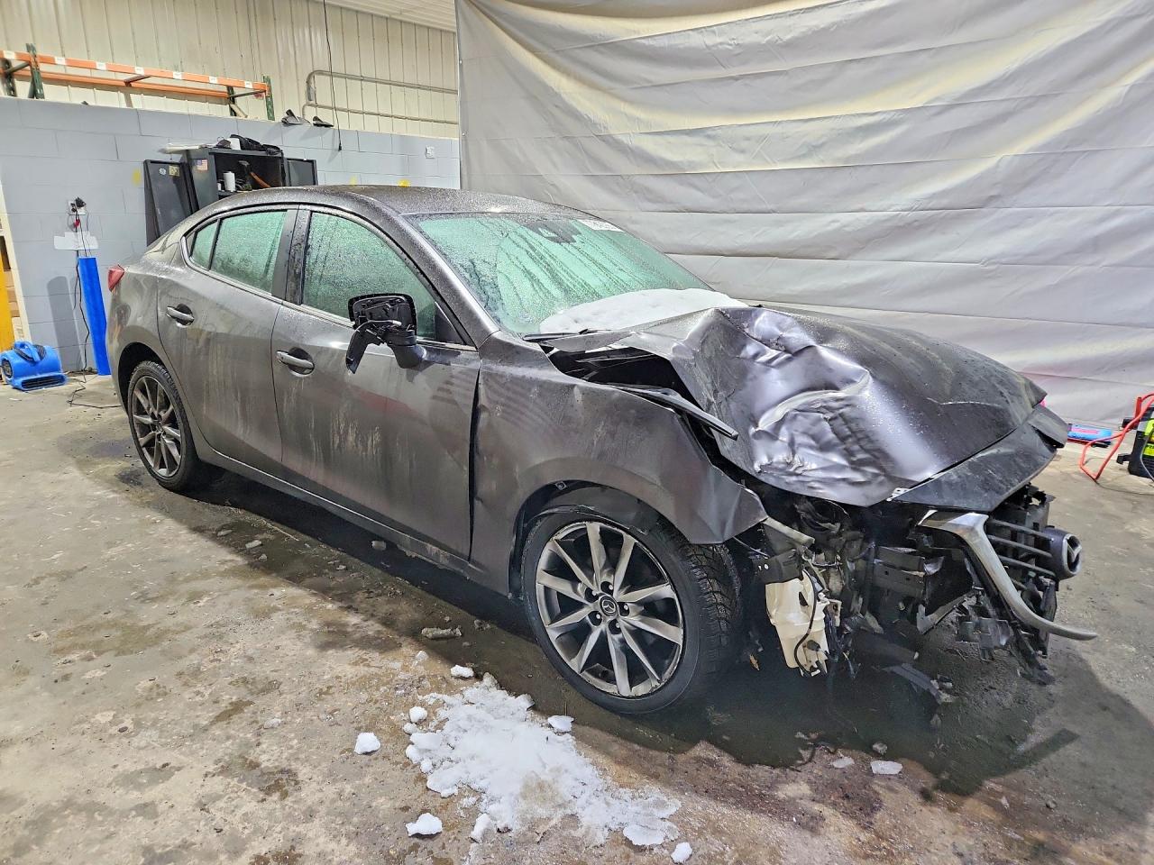 2018 MAZDA 3 TOURING photo 10