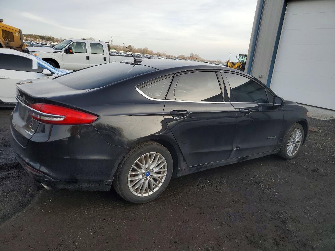 2018 FORD FUSION SE HYBRID photo 5