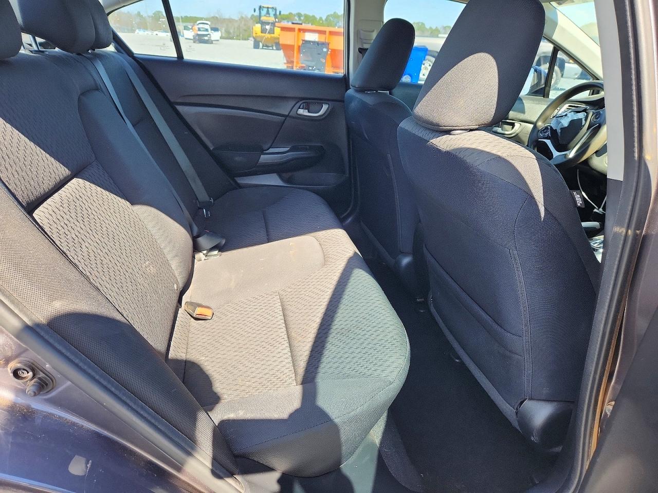 2015 HONDA CIVIC LX photo 19