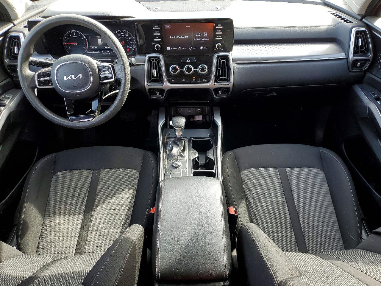 2022 KIA SORENTO LX photo 15