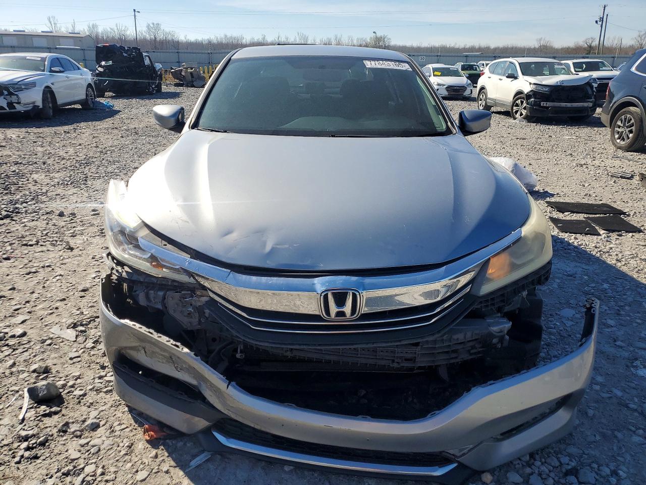 2016 HONDA ACCORD LX photo 5