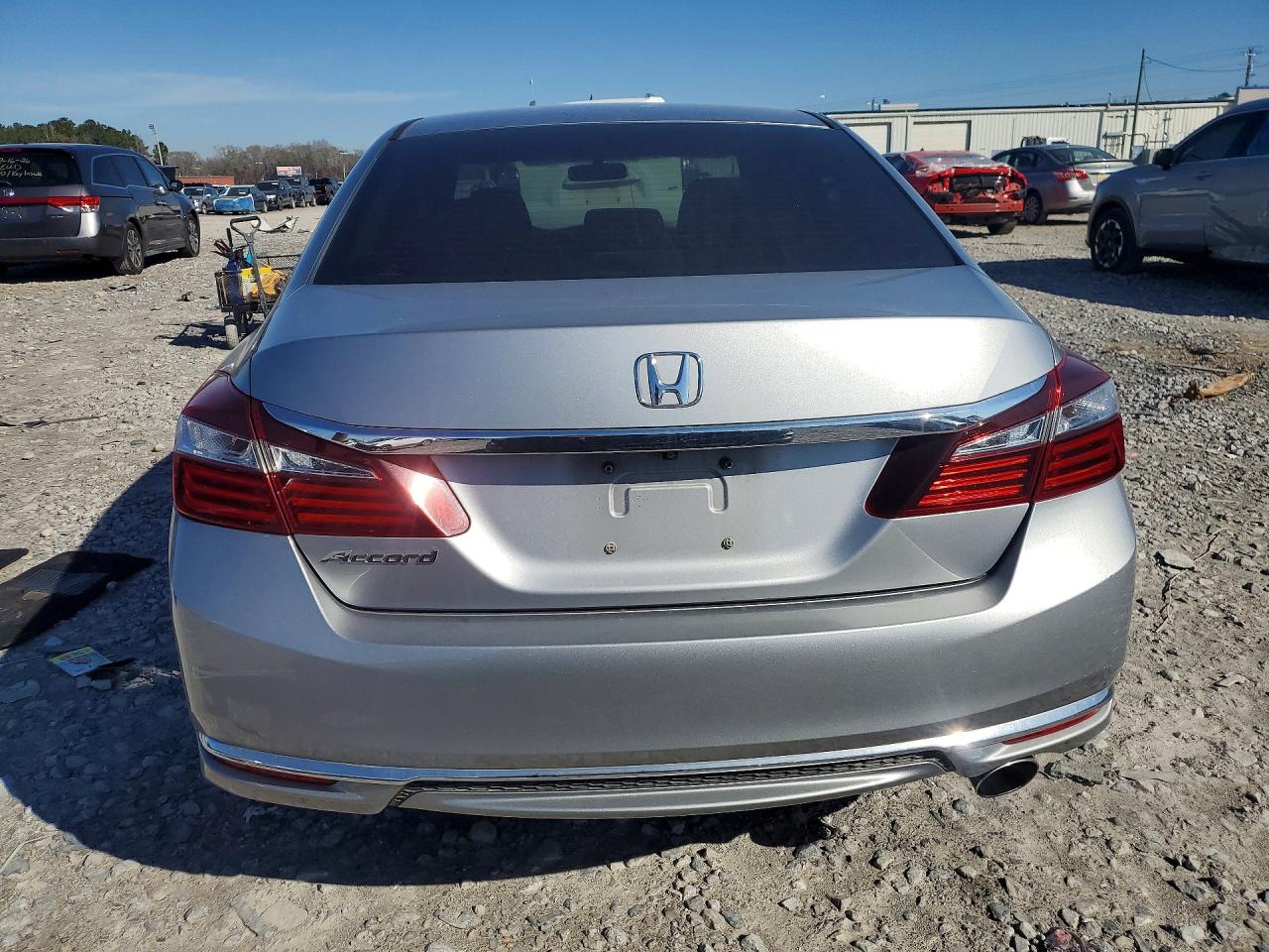 2016 HONDA ACCORD LX photo 6
