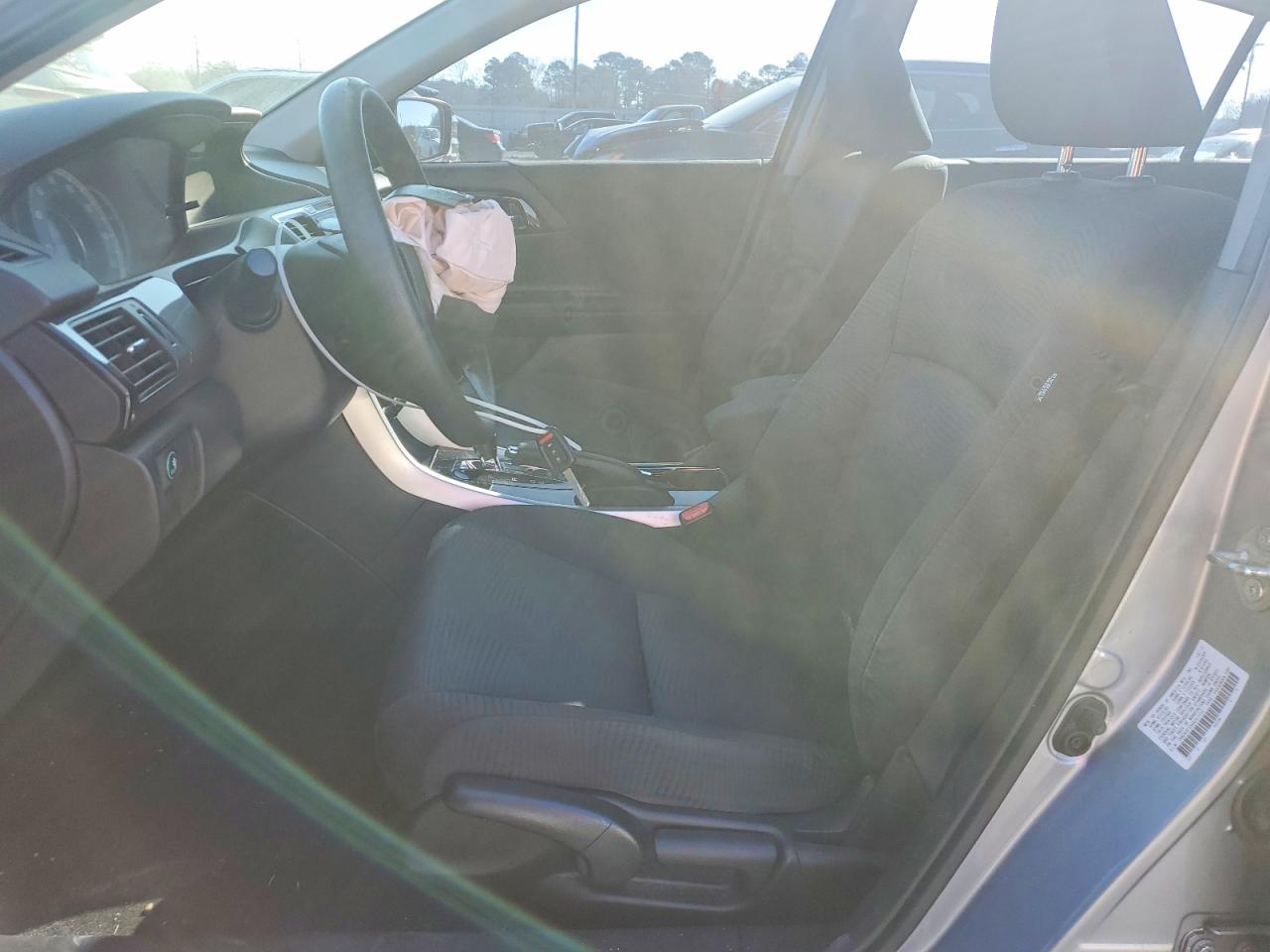 2016 HONDA ACCORD LX photo 7