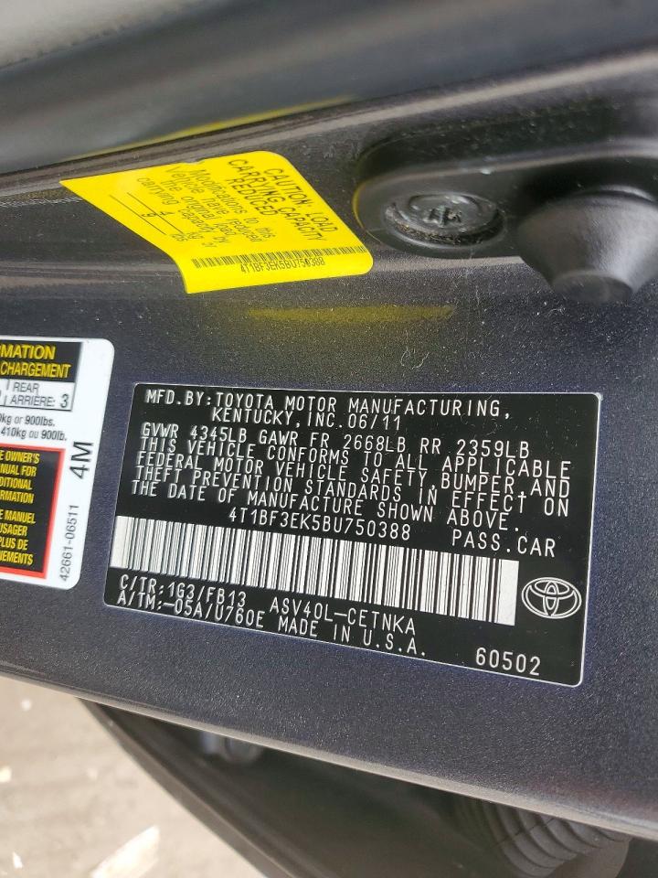 2011 TOYOTA CAMRY LE photo 12