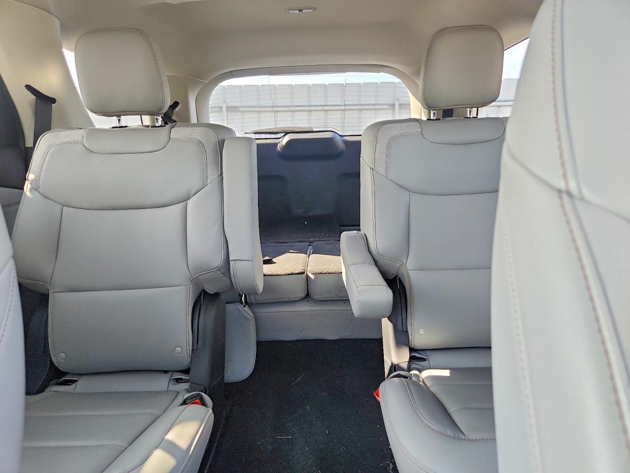 2025 FORD EXPLORER ACTIVE photo 10