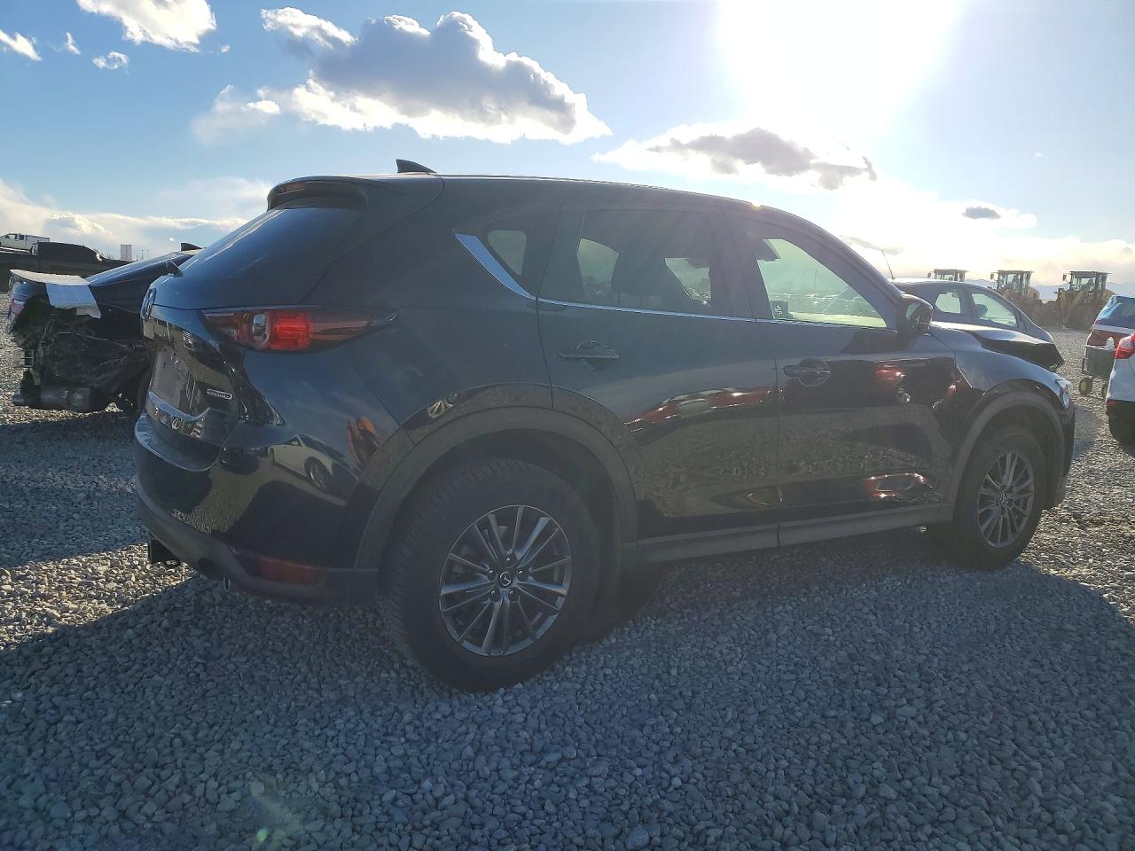 2021 MAZDA CX-5 TOURING photo 3