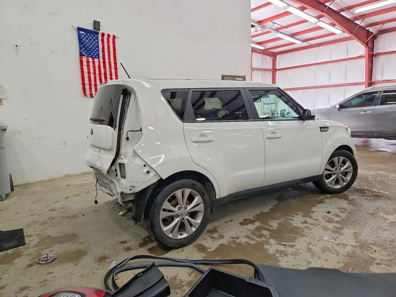 2015 KIA SOUL + photo 3