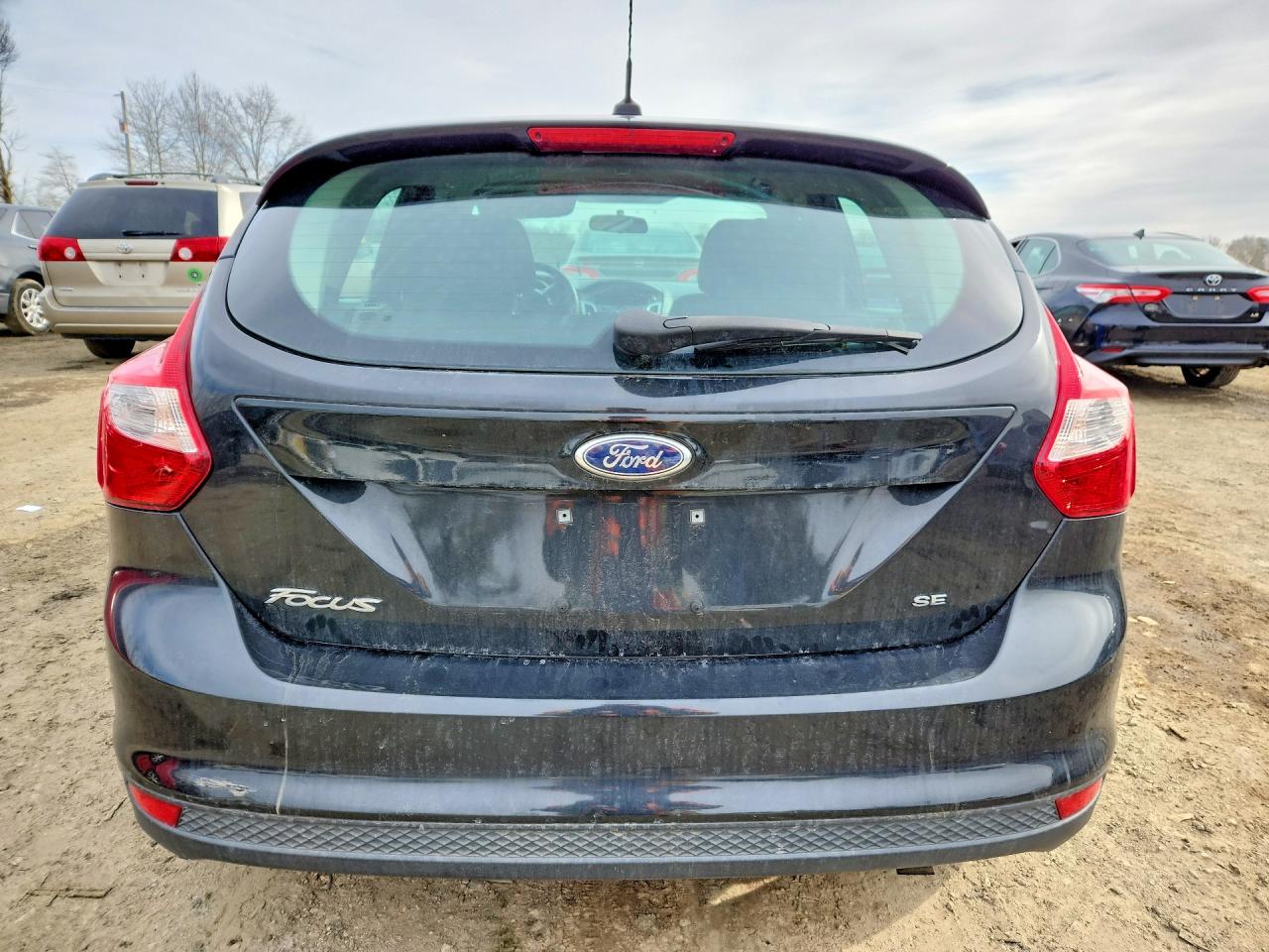 2013 FORD FOCUS SE photo 16