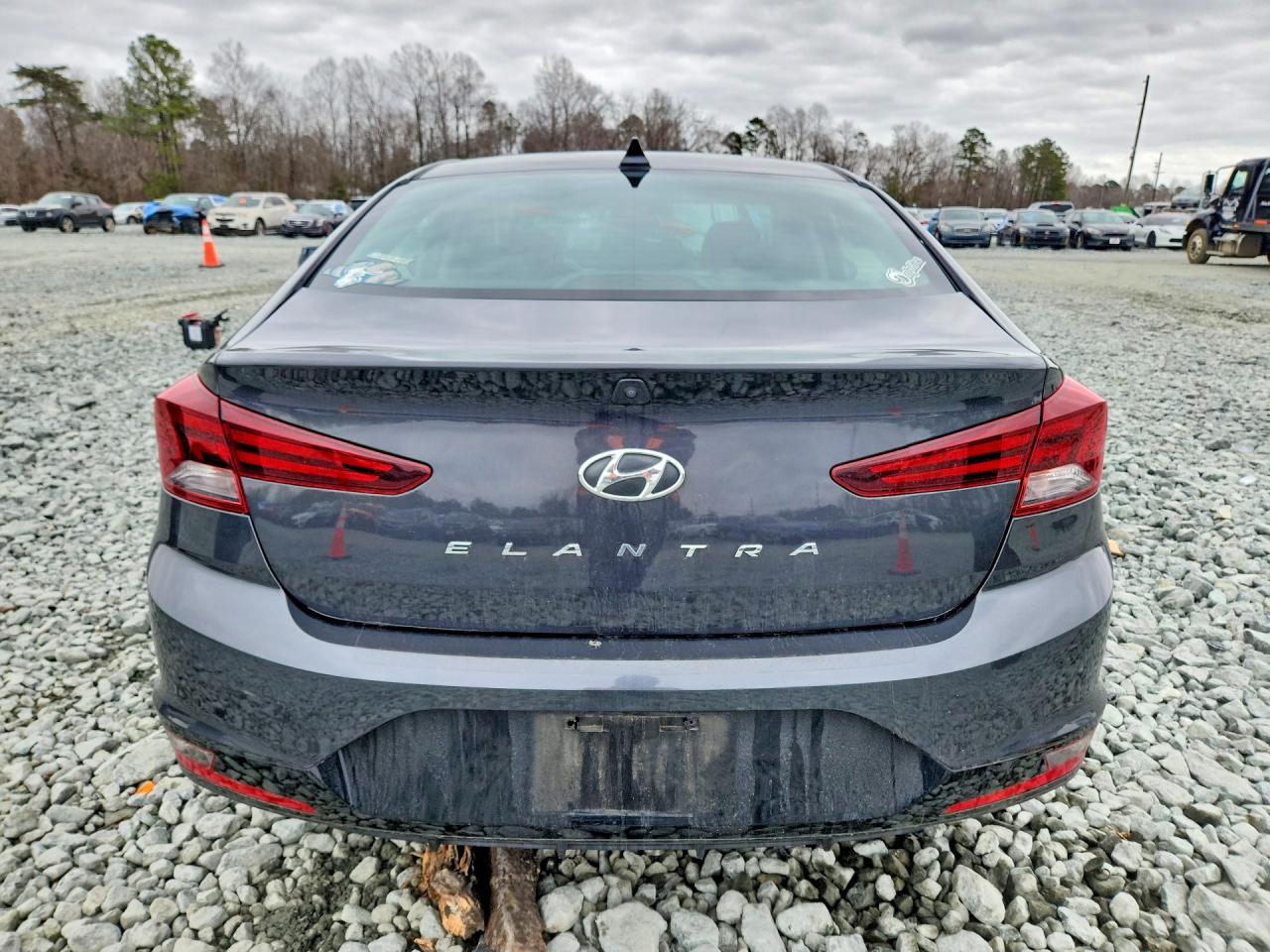 2020 HYUNDAI ELANTRA SEL photo 6