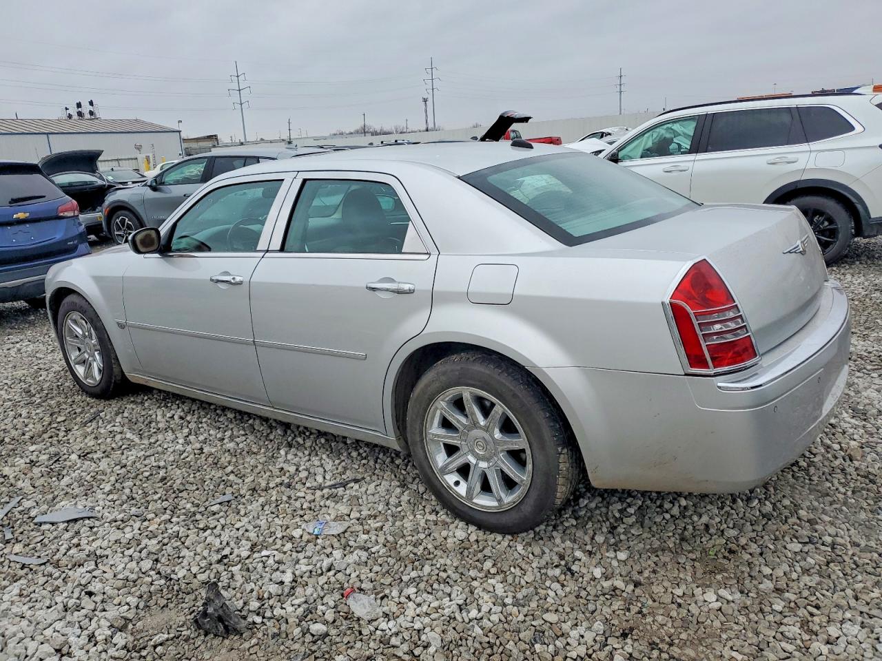 2005 CHRYSLER 300C photo 4