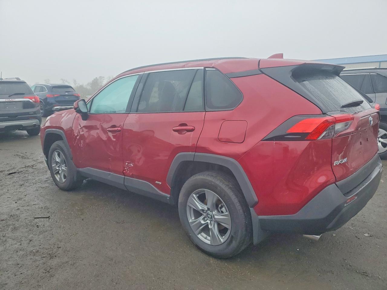 2024 TOYOTA RAV4 LE photo 2