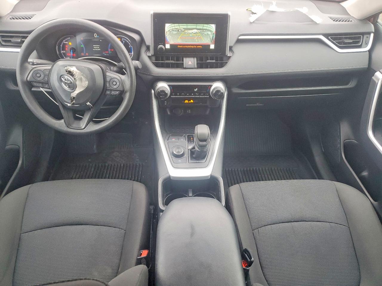 2024 TOYOTA RAV4 LE photo 8