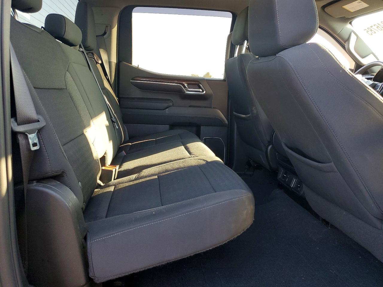 2023 CHEVROLET SILVERADO K1500 RST photo 19