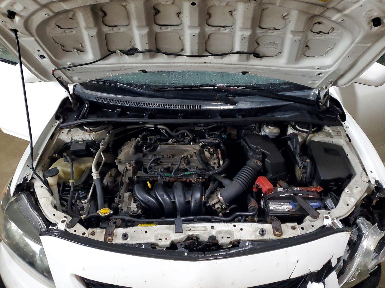 2010 TOYOTA COROLLA S photo 11